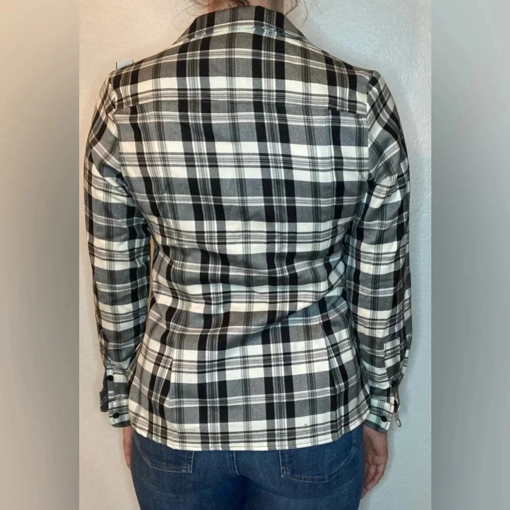 Pendleton Women’s 100% Virgin Wool Flannel Size Medium - Picture 3 of 8